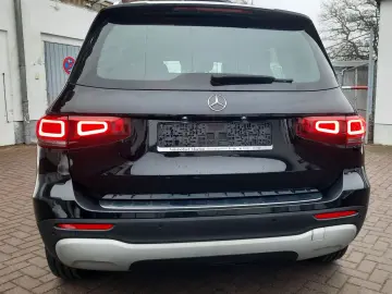 MERCEDES-BENZ GLB 200  7 locuri Distronic Camera