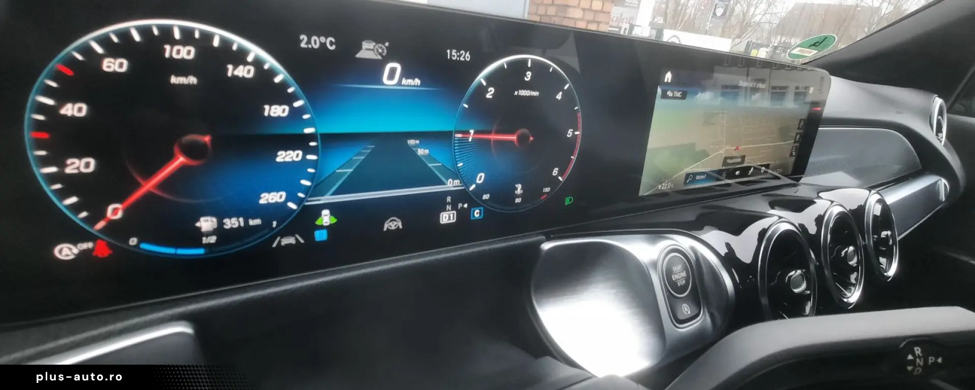 MERCEDES-BENZ GLB 200  7 locuri Distronic Camera