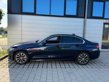 BMW 330e xDrive Luxury Leder Laser Head-UP AHK