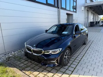 BMW 330e xDrive Luxury Leder Laser Head-UP AHK