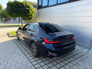 BMW 330e xDrive Luxury Leder Laser Head-UP AHK