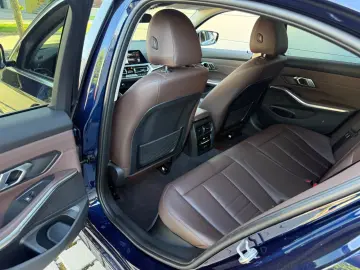 BMW 330e xDrive Luxury Leder Laser Head-UP AHK