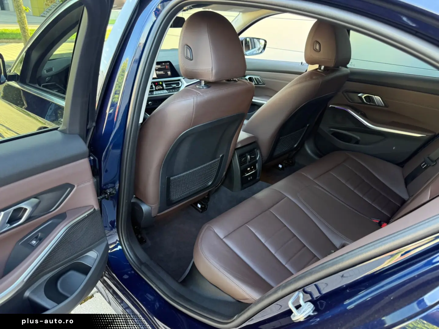 BMW 330e xDrive Luxury Leder Laser Head-UP AHK