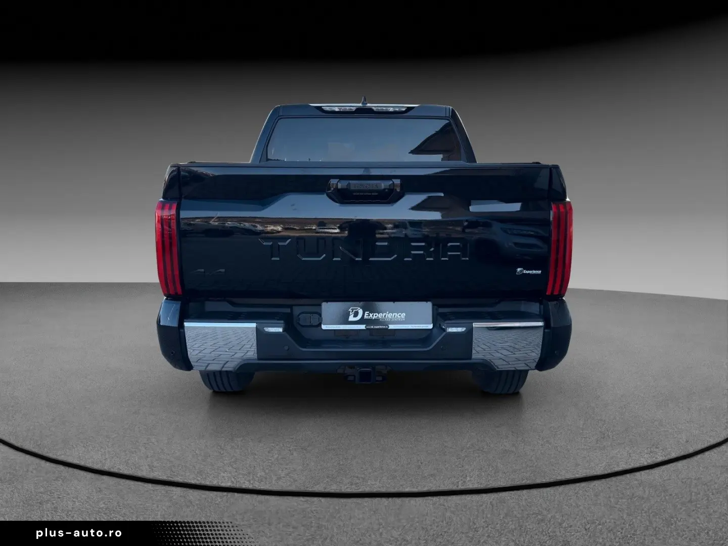 TOYOTA Tundra Crew Max SR 4x4