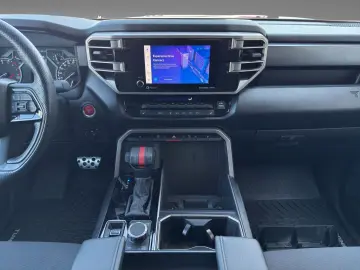 TOYOTA Tundra Crew Max SR 4x4