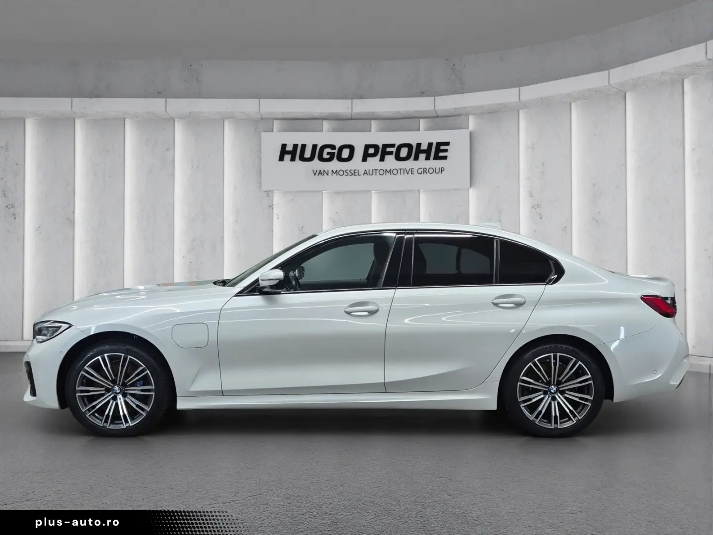 BMW 330e xDrive M Sport