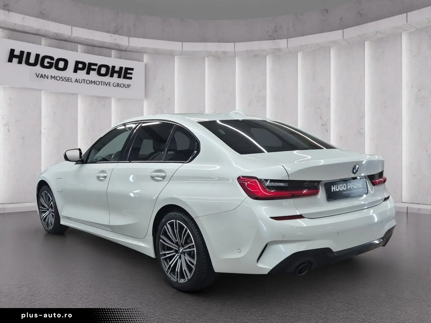 BMW 330e xDrive M Sport