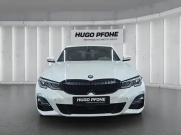 BMW 330e xDrive M Sport