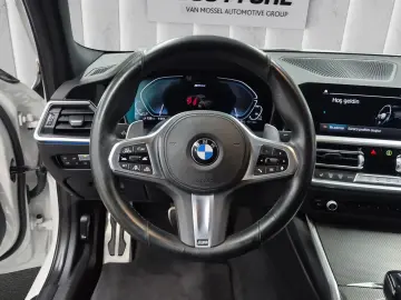 BMW 330e xDrive M Sport