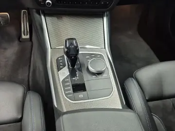 BMW 330e xDrive M Sport