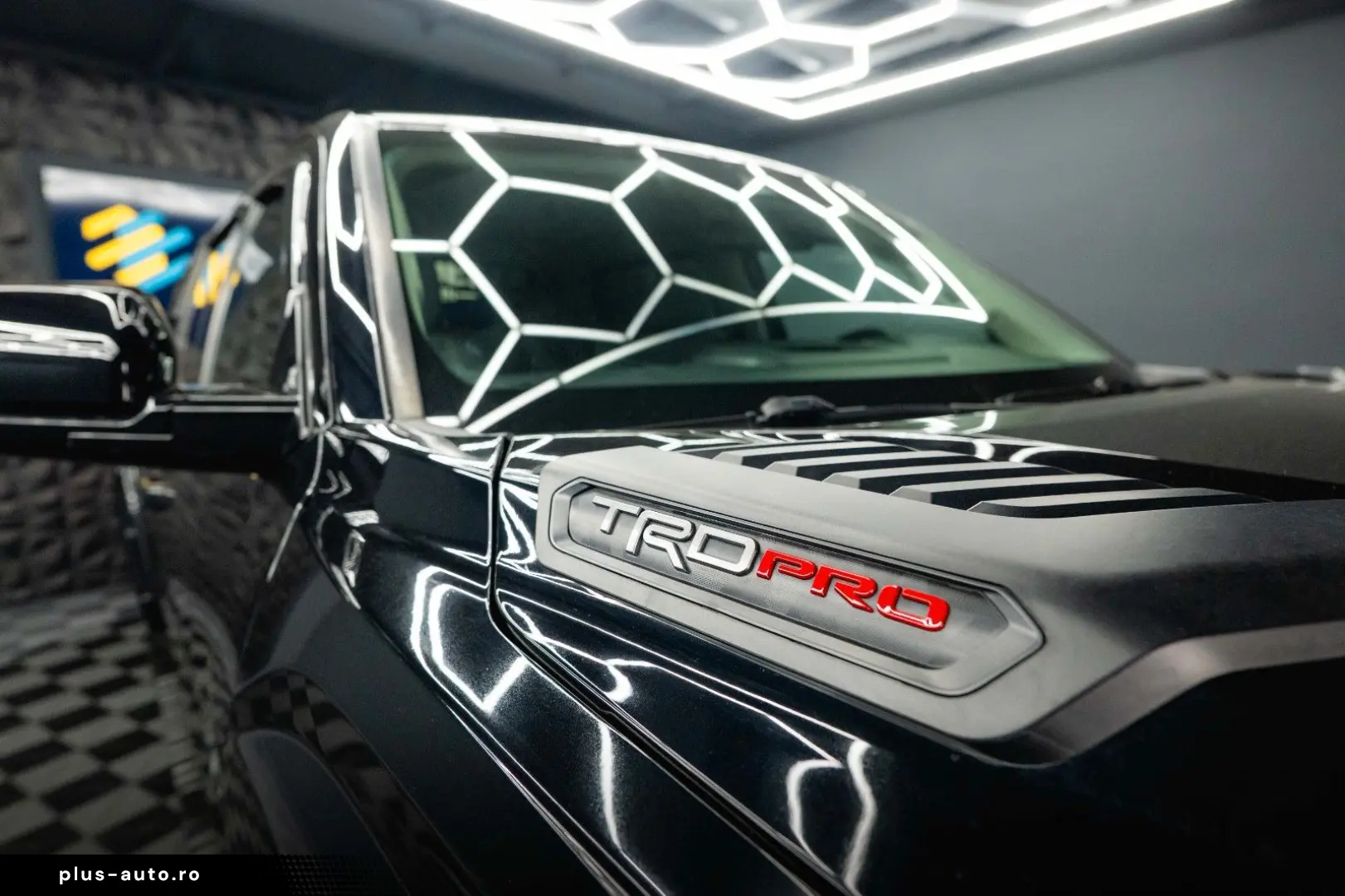 TOYOTA Tundra 3.4L V6 4x4 TRD PRO Style  LED ACC