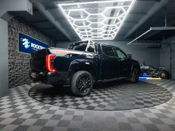 TOYOTA Tundra 3.4L V6 4x4 TRD PRO Style  LED ACC