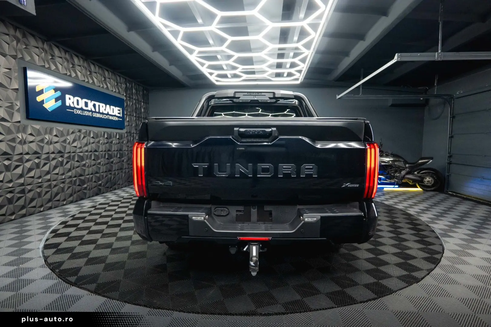 TOYOTA Tundra 3.4L V6 4x4 TRD PRO Style  LED ACC