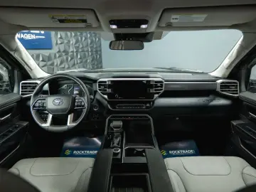 TOYOTA Tundra 3.4L V6 4x4 TRD PRO Style  LED ACC