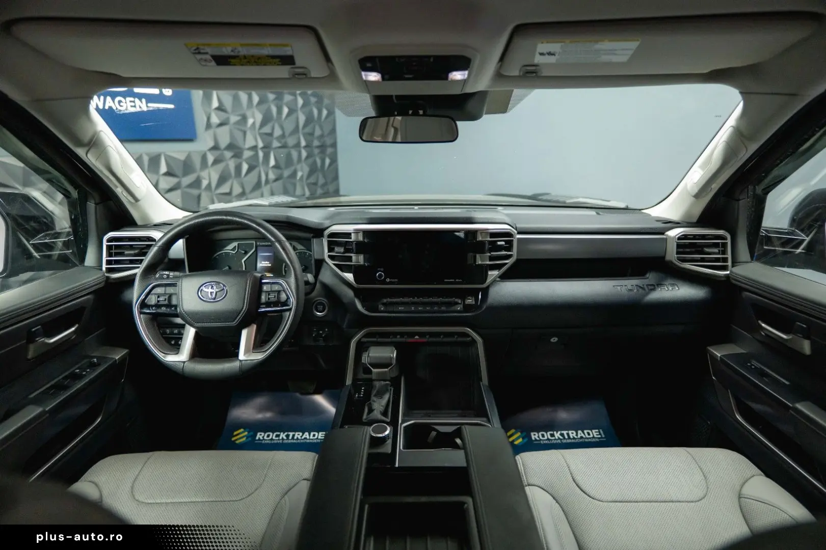 TOYOTA Tundra 3.4L V6 4x4 TRD PRO Style  LED ACC