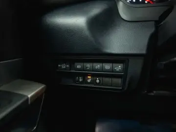 TOYOTA Tundra 3.4L V6 4x4 TRD PRO Style  LED ACC