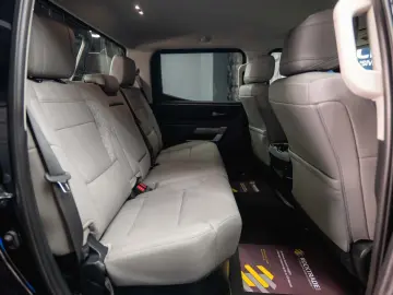 TOYOTA Tundra 3.4L V6 4x4 TRD PRO Style  LED ACC