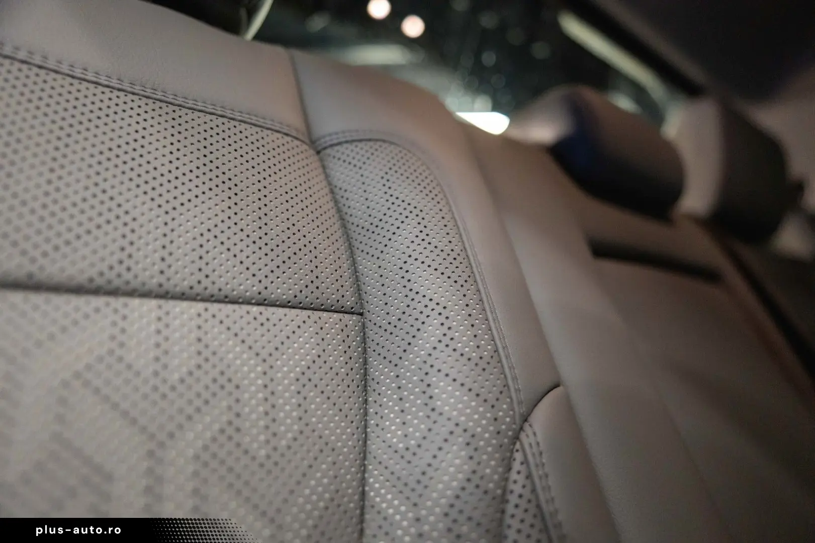 TOYOTA Tundra 3.4L V6 4x4 TRD PRO Style  LED ACC