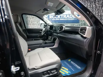 TOYOTA Tundra 3.4L V6 4x4 TRD PRO Style  LED ACC