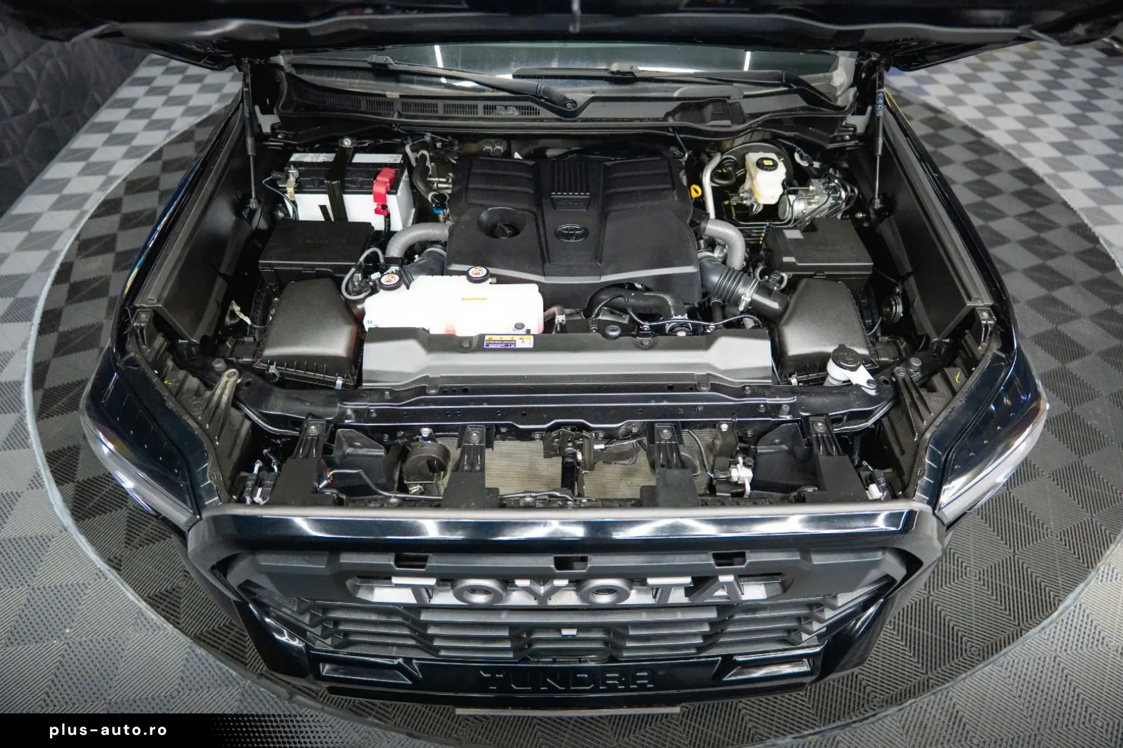 TOYOTA Tundra 3.4L V6 4x4 TRD PRO Style  LED ACC