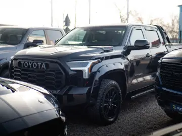 TOYOTA Tundra 3.4L V6 4x4 TRD PRO Style  LED ACC