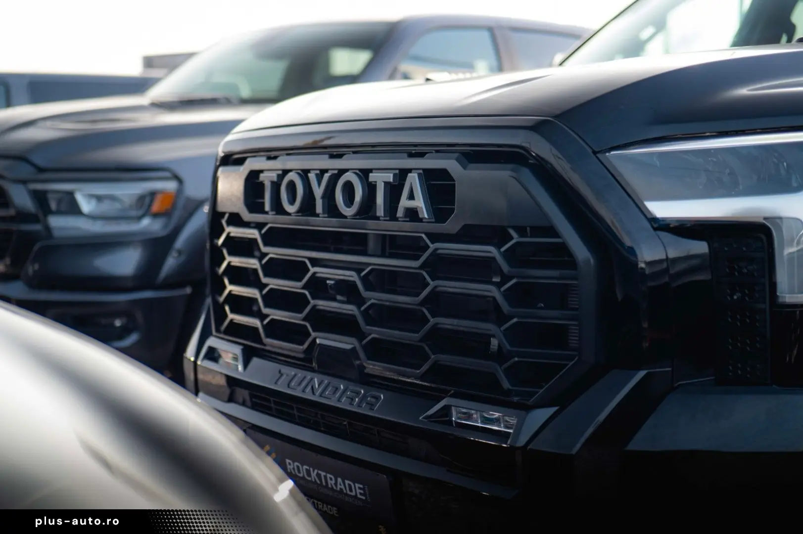 TOYOTA Tundra 3.4L V6 4x4 TRD PRO Style  LED ACC