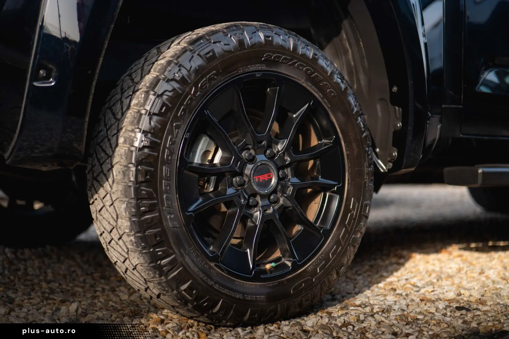 TOYOTA Tundra 3.4L V6 4x4 TRD PRO Style  LED ACC