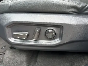 TOYOTA Tundra 3.4 iForceMax V6 Hybrid Crew Max Limited