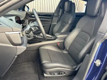 Porsche Macan 4 Pano Air CarPlay MatrixLED BOSE 22