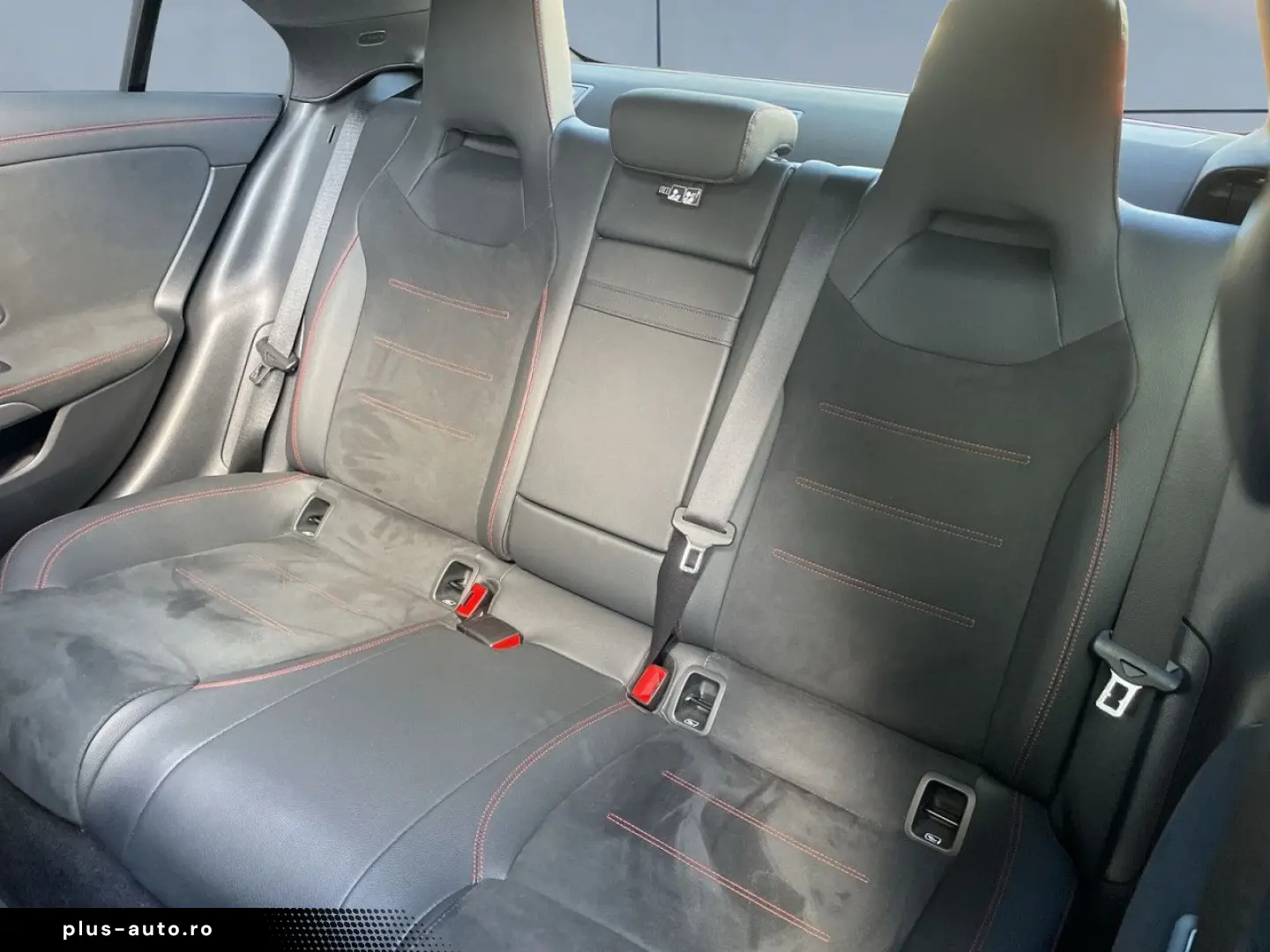 MERCEDES-BENZ CLA 250 e AMG PREMIUM PLUS 19  NIGHT BURM PANO