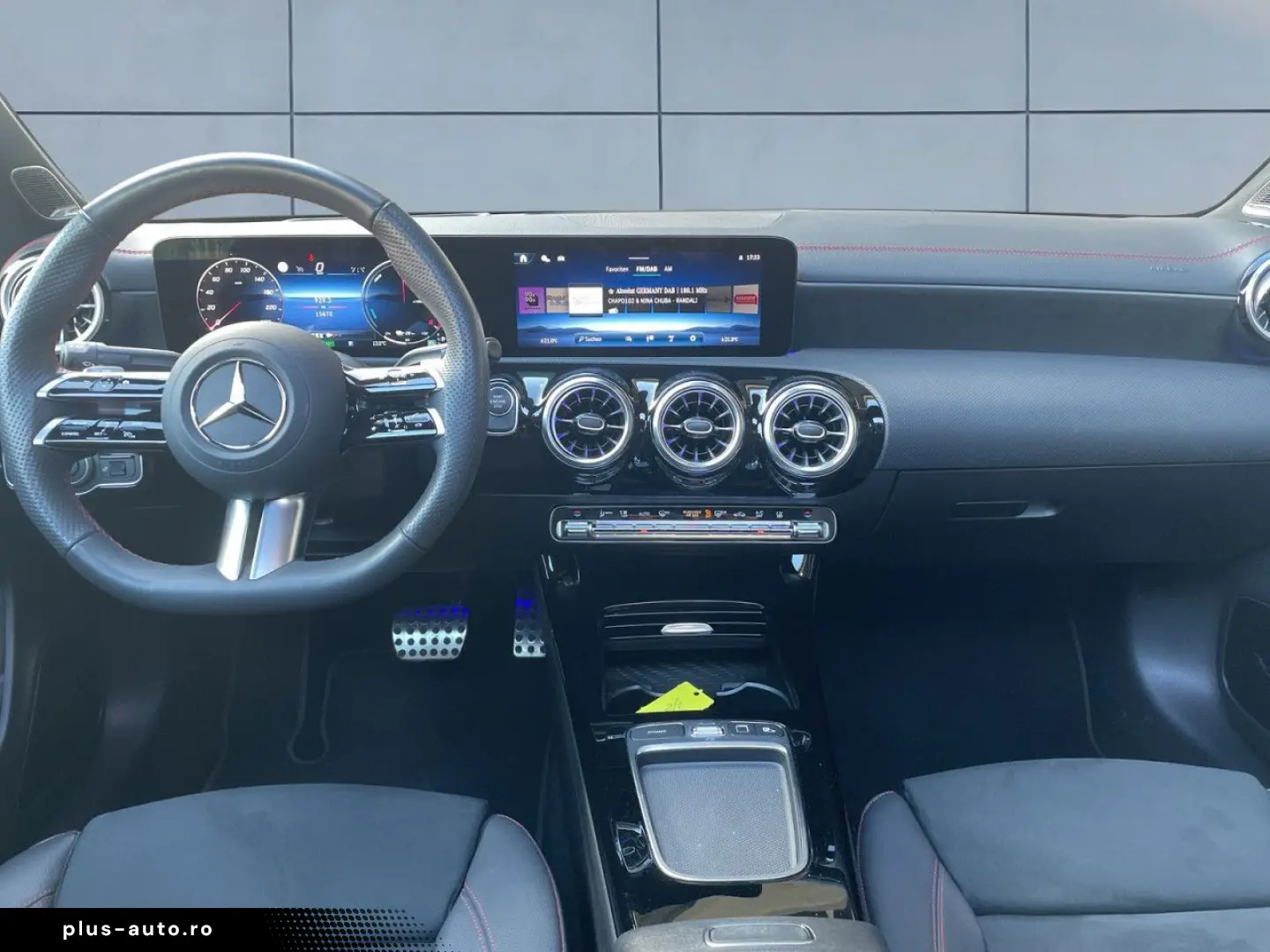 MERCEDES-BENZ CLA 250 e AMG PREMIUM PLUS 19  NIGHT BURM PANO