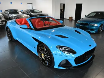 ASTON MARTIN DBS Volante   Elwood Blue-Vivid Red   Titan-AGA