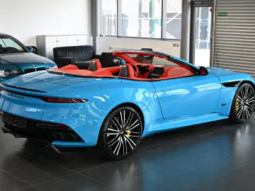ASTON MARTIN DBS Volante   Elwood Blue-Vivid Red   Titan-AGA