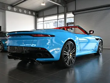 ASTON MARTIN DBS Volante   Elwood Blue-Vivid Red   Titan-AGA