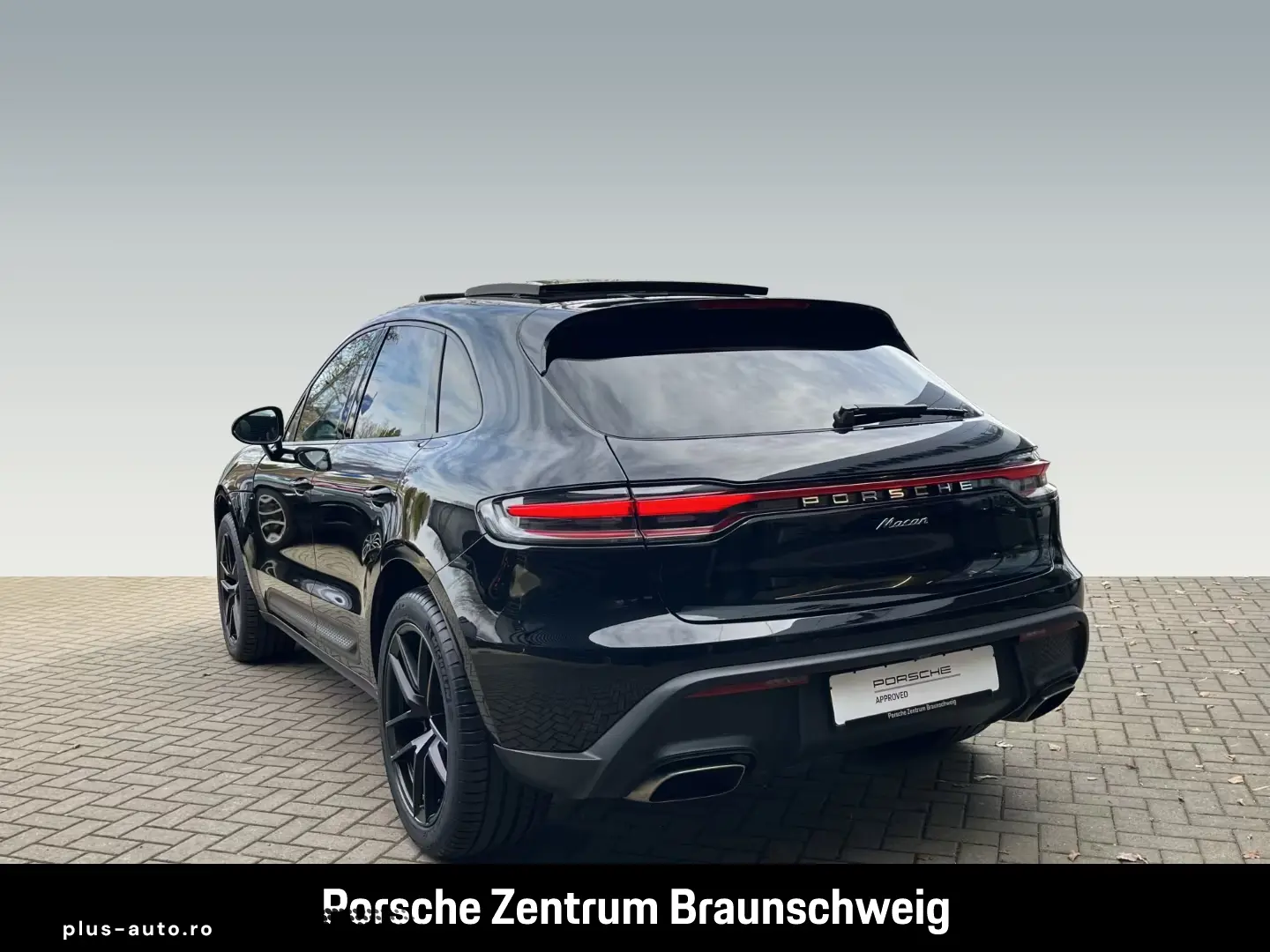 Porsche Macan air suspension  20-inch rearview camera  LED