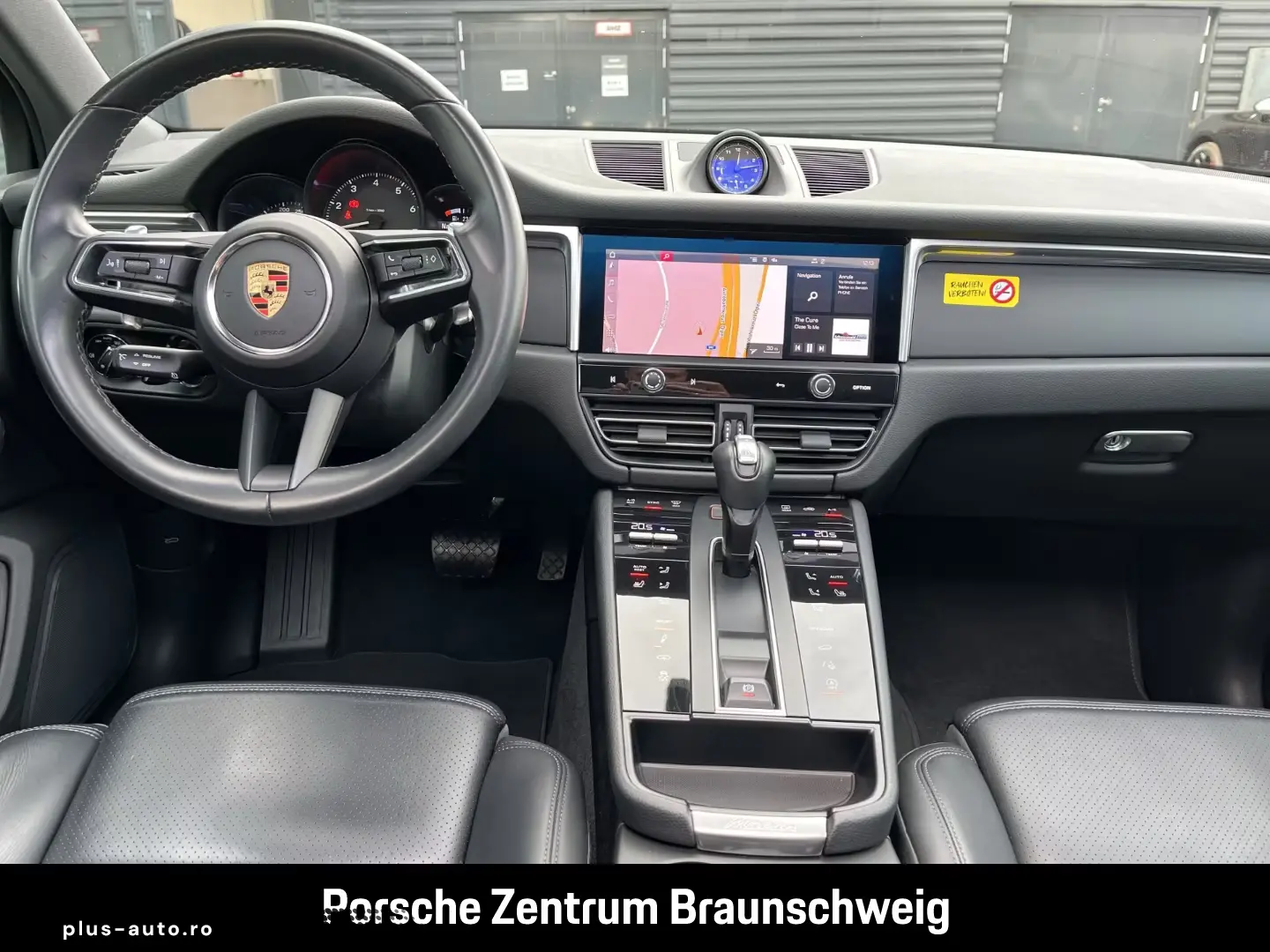 Porsche Macan air suspension  20-inch rearview camera  LED