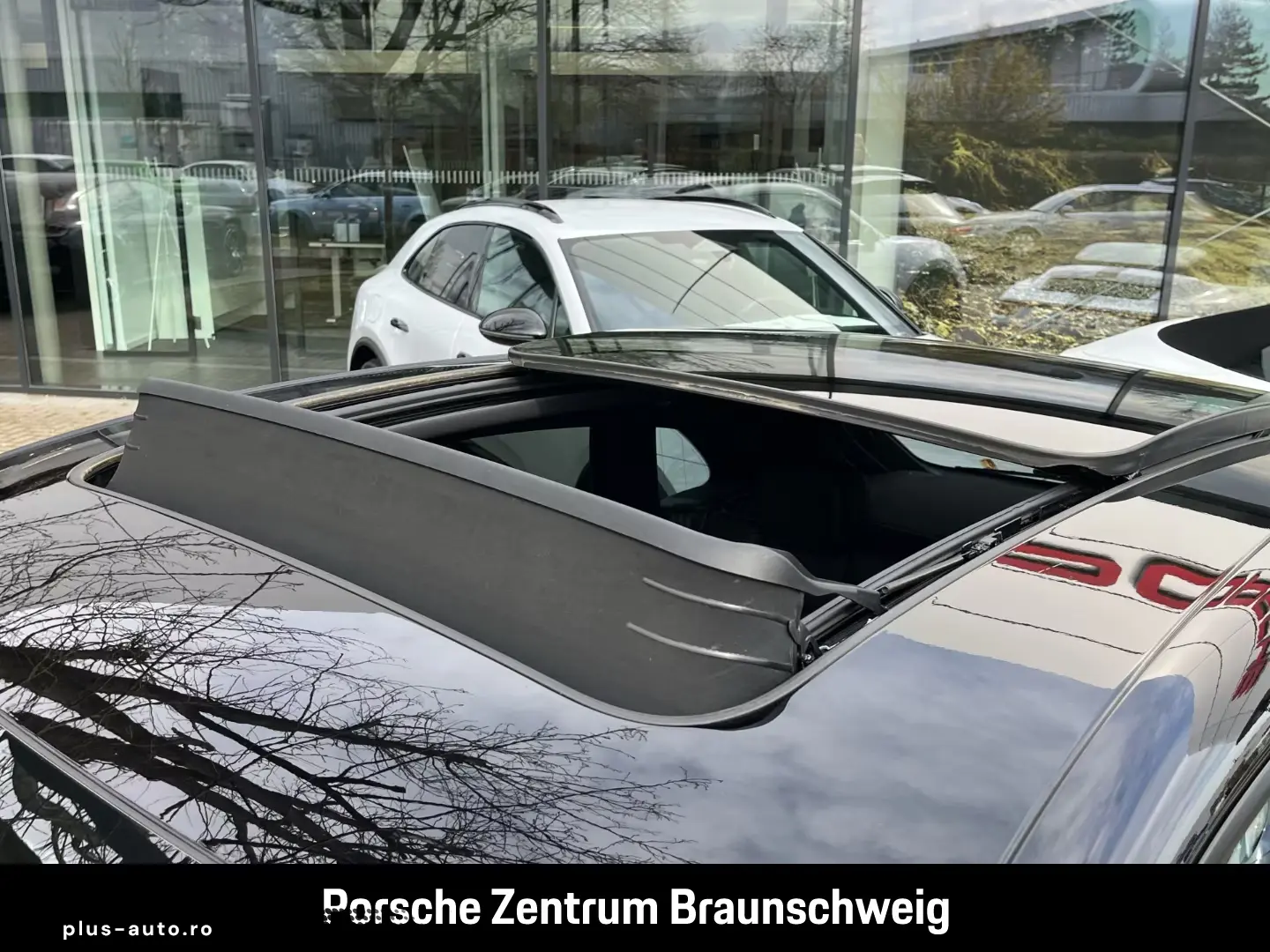 Porsche Macan air suspension  20-inch rearview camera  LED