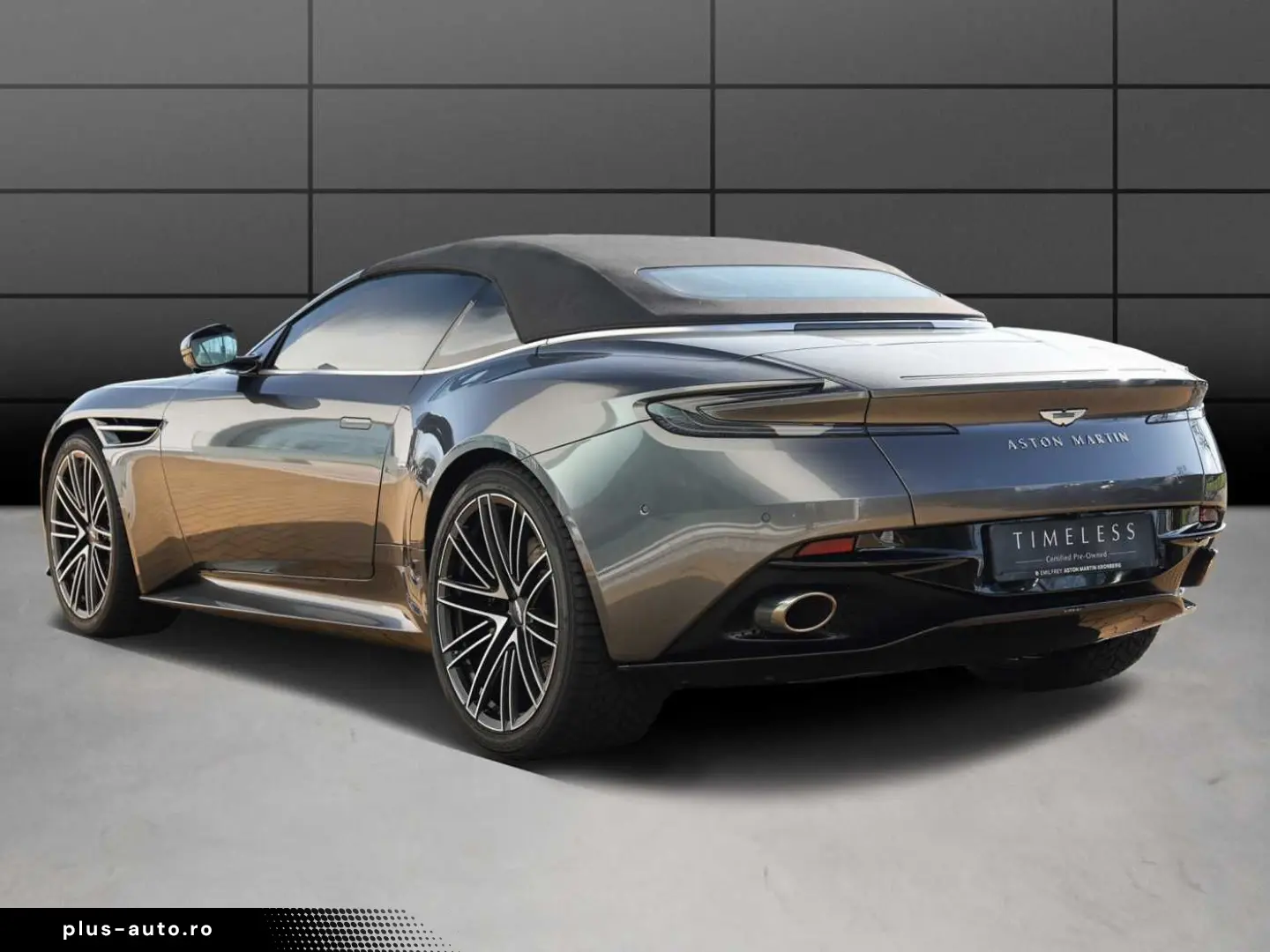 ASTON MARTIN DB12 Volante