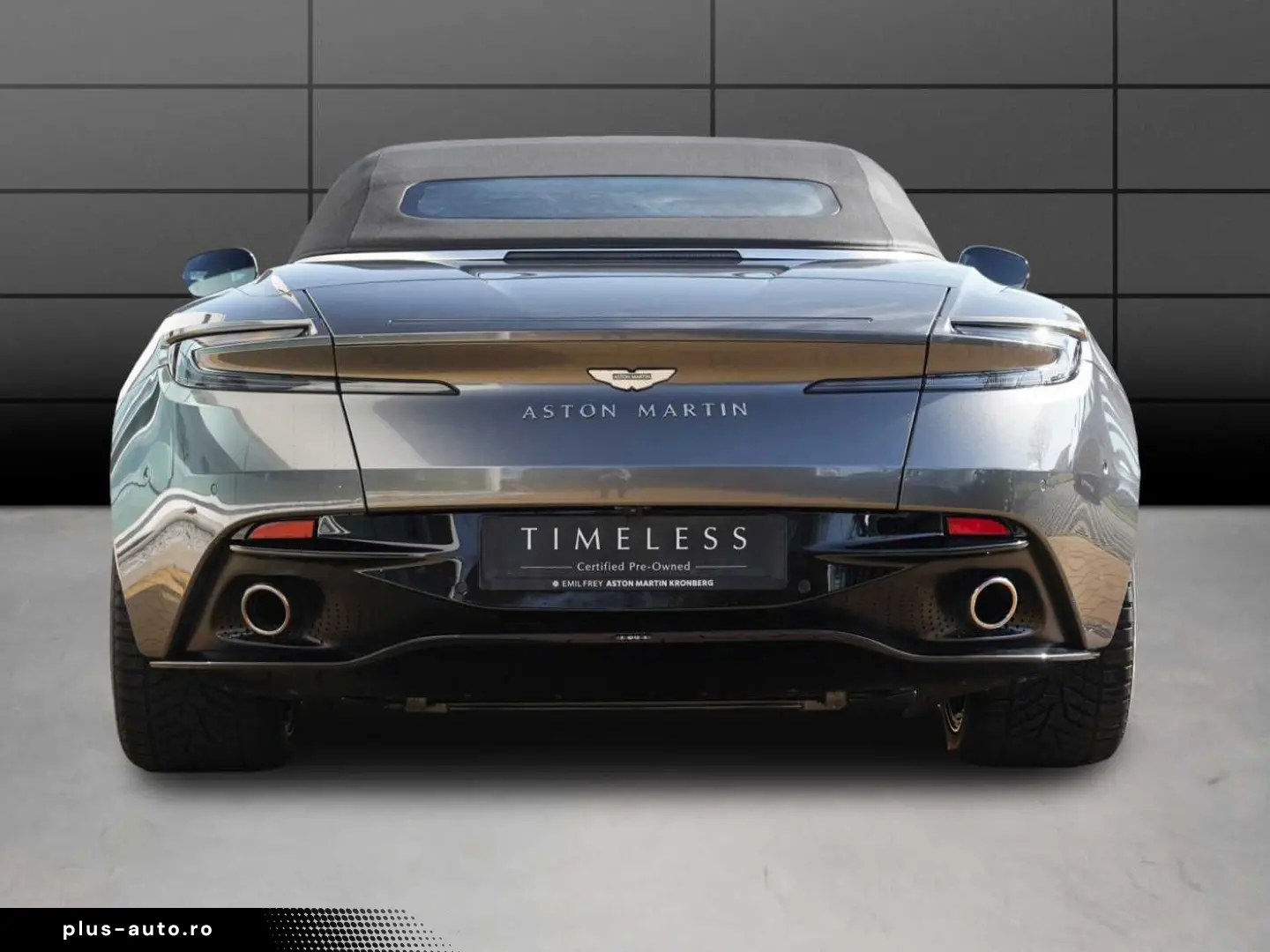 ASTON MARTIN DB12 Volante
