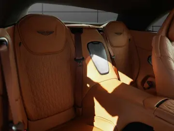 ASTON MARTIN DB12 Volante