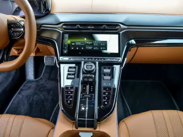 ASTON MARTIN NG V8 Vantage Coupé