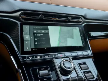 ASTON MARTIN NG V8 Vantage Coupé