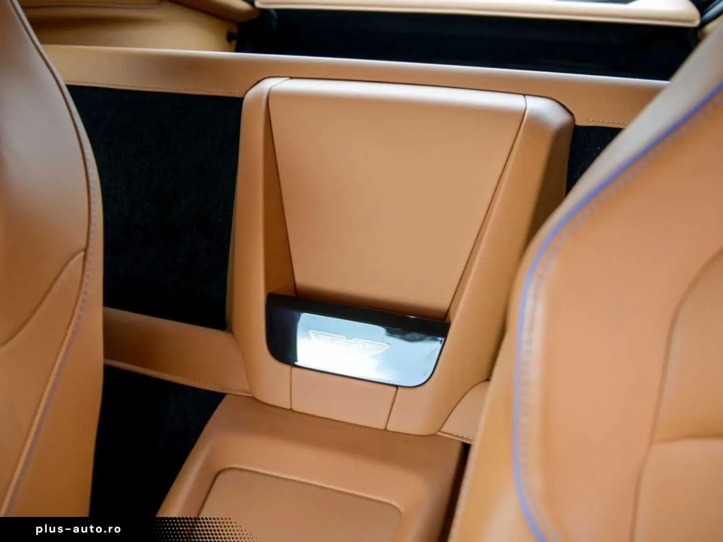 ASTON MARTIN NG V8 Vantage Coupé