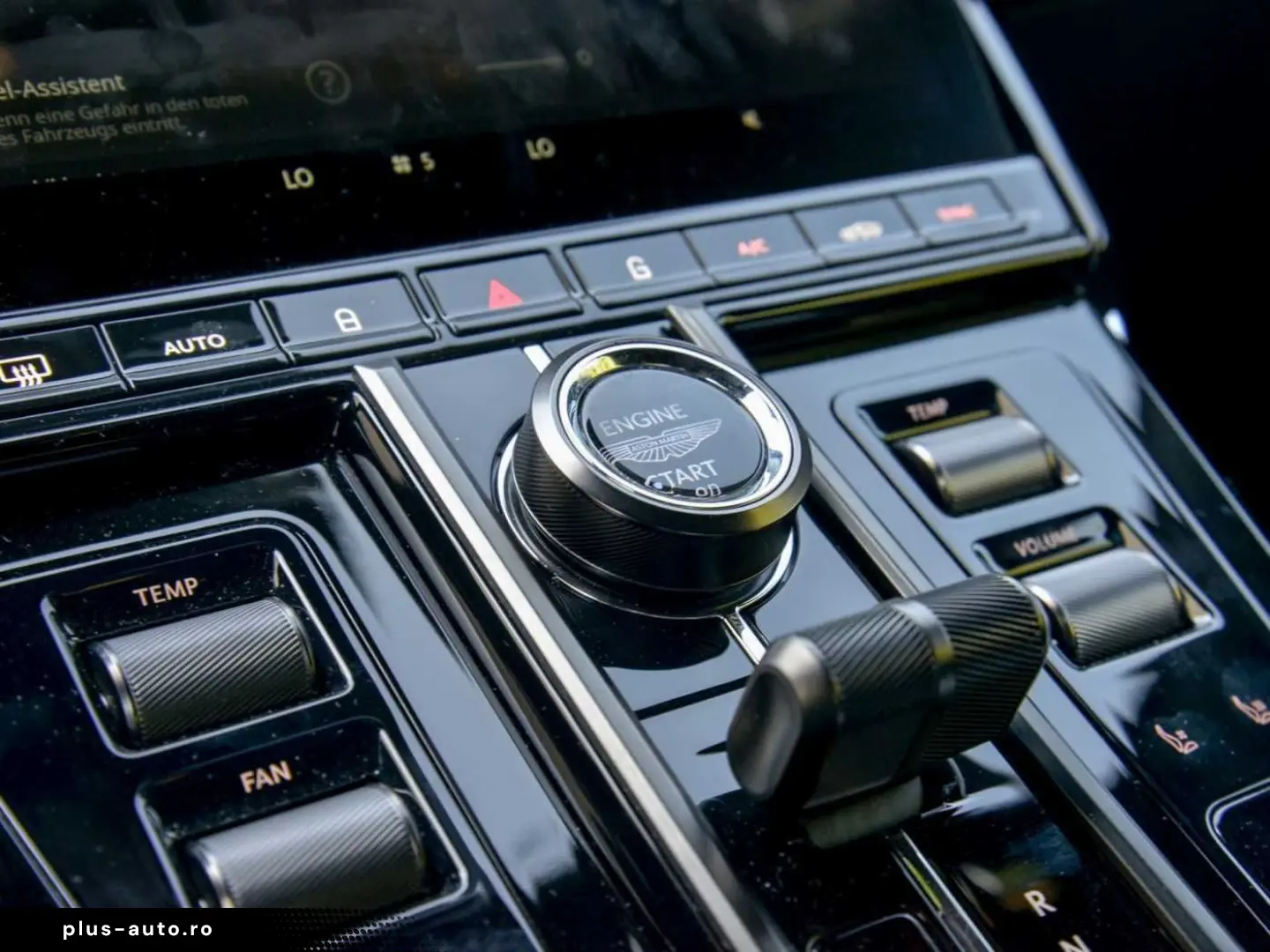 ASTON MARTIN V8 Vantage Coupe