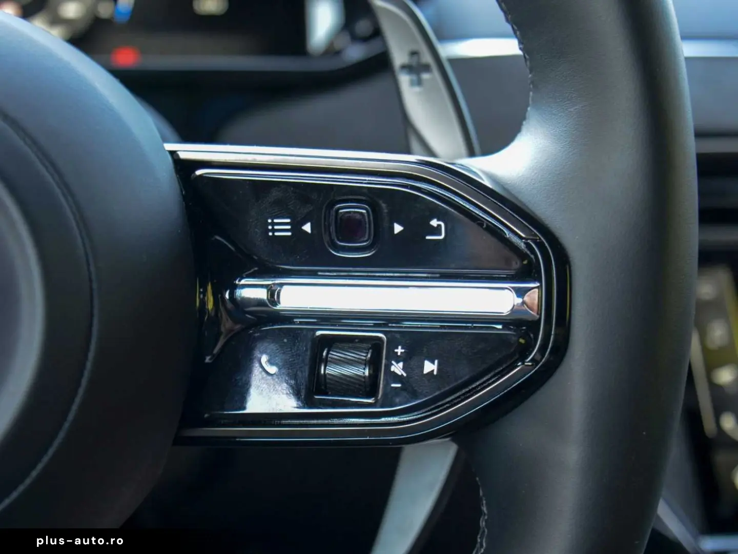 ASTON MARTIN V8 Vantage Coupe