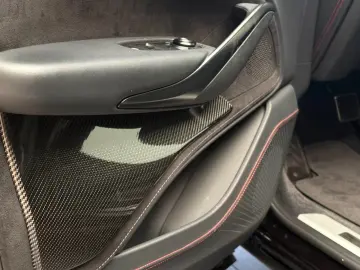 ASTON MARTIN DBX 707 - Onyx Black - Standheizung