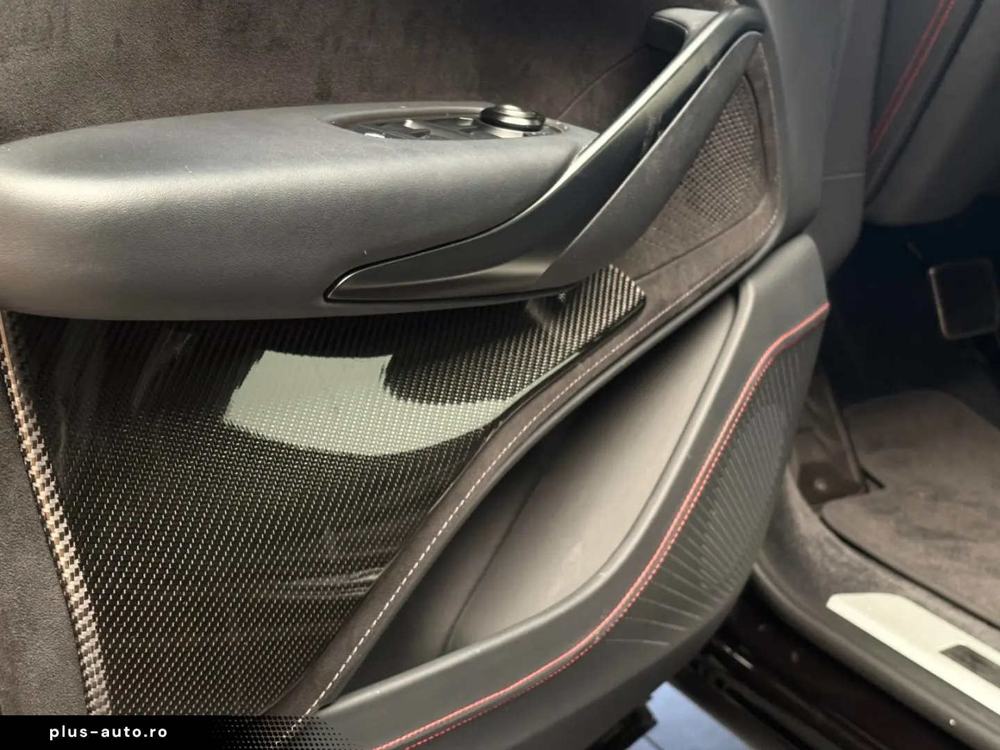 ASTON MARTIN DBX 707 - Onyx Black - Standheizung