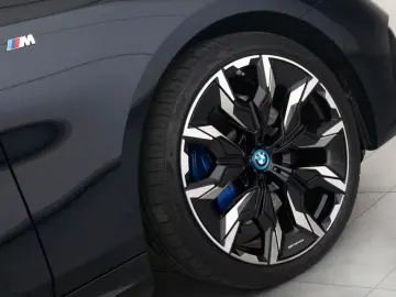 BMW i5 M60 xDrive M Sport DrivePro