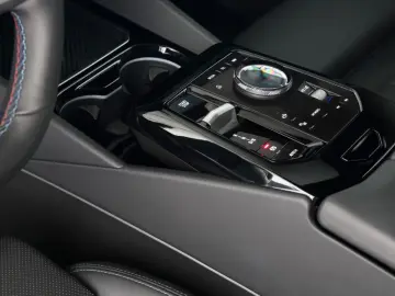 BMW i5 M60 xDrive M Sport DrivePro