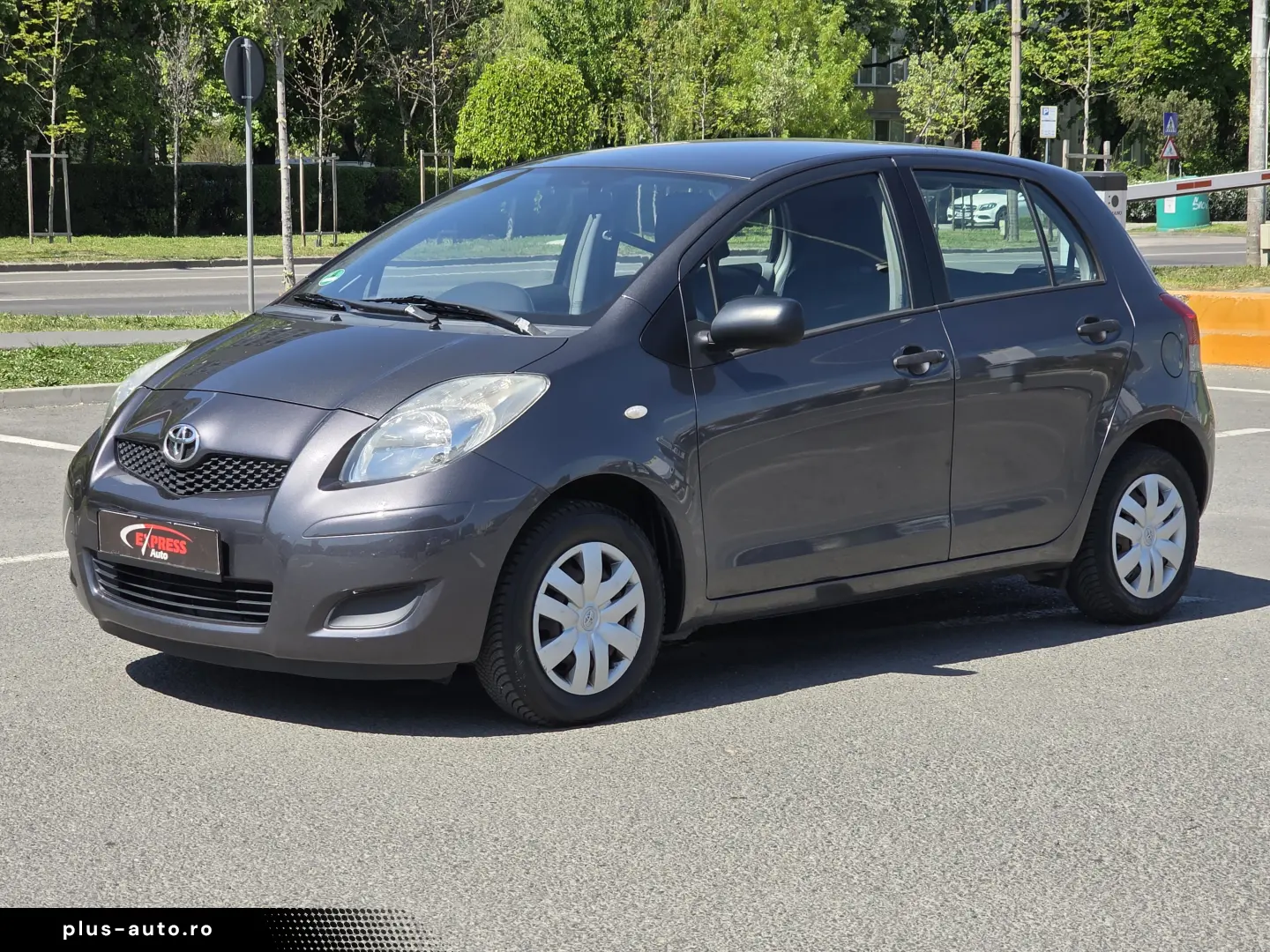 Economica  Rate fixe  Livrare  Garantie